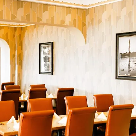 Cliffs Hotel-3